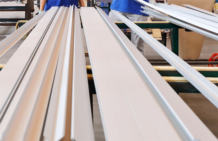 1734503108673558.jpg 廣東中亞鋁業(yè)真產(chǎn)品-5.jpg