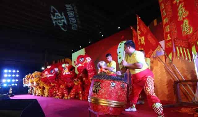 鋁型材定制開模